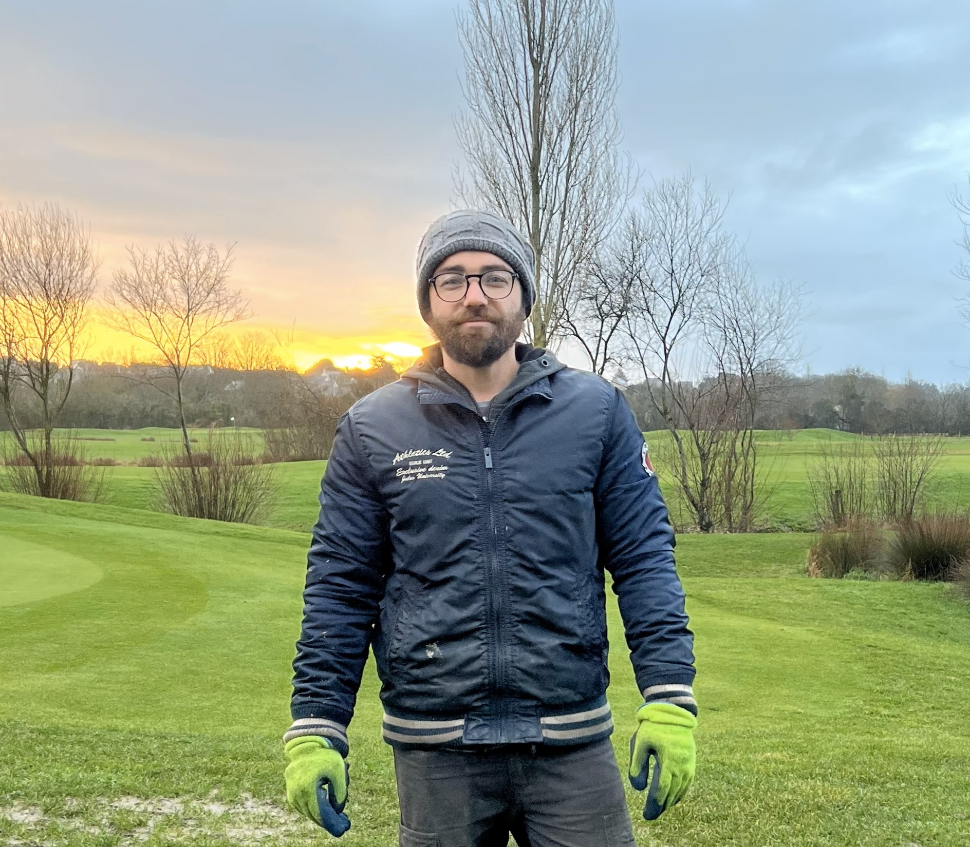 Pilou, starter, commissaire de parcours